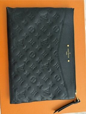 FREE SHIPPING! Louis Vuitton Empreinte Daily Pouch